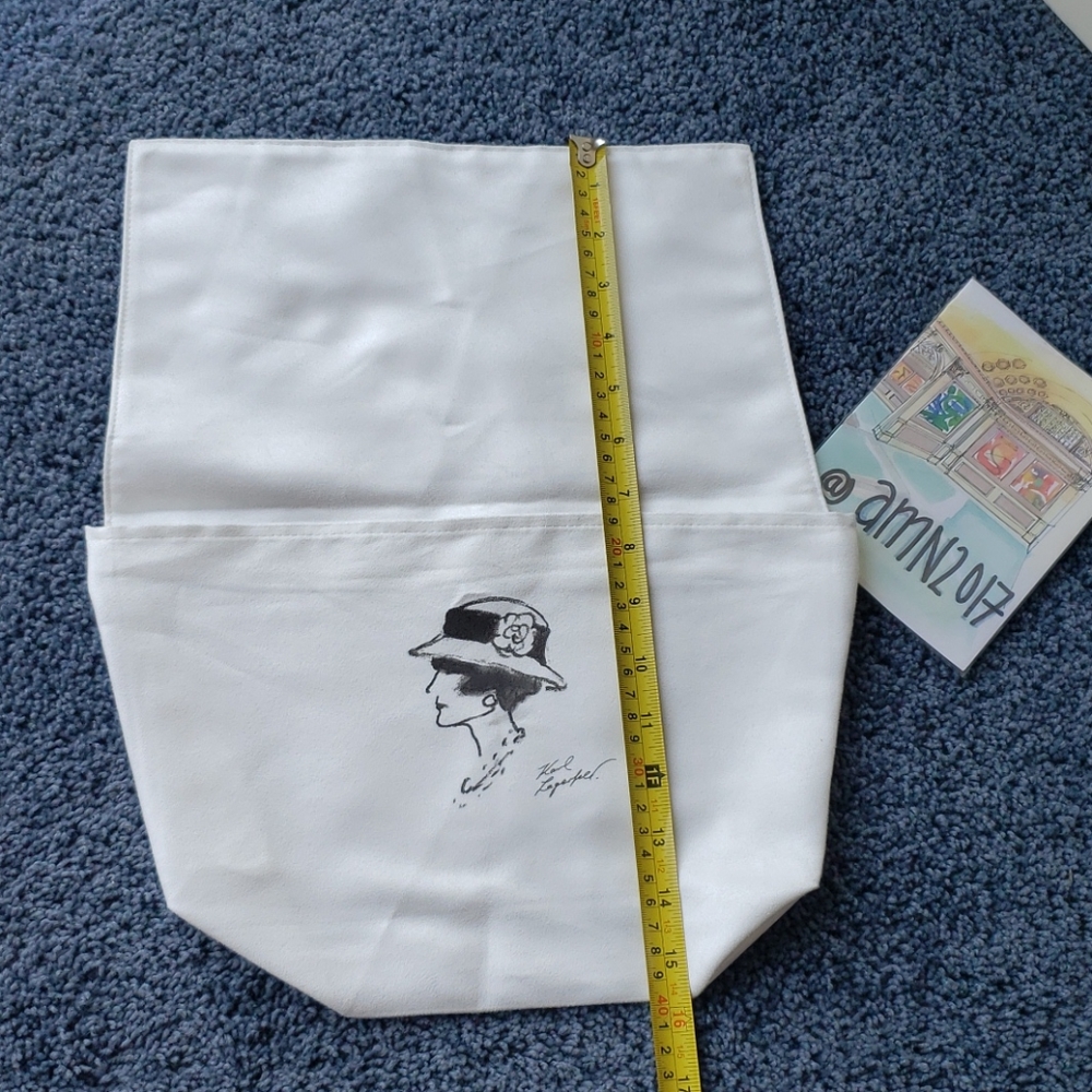 Chanel Dust Bag signed by Karl Lagerfeld - Picture 4 of 8